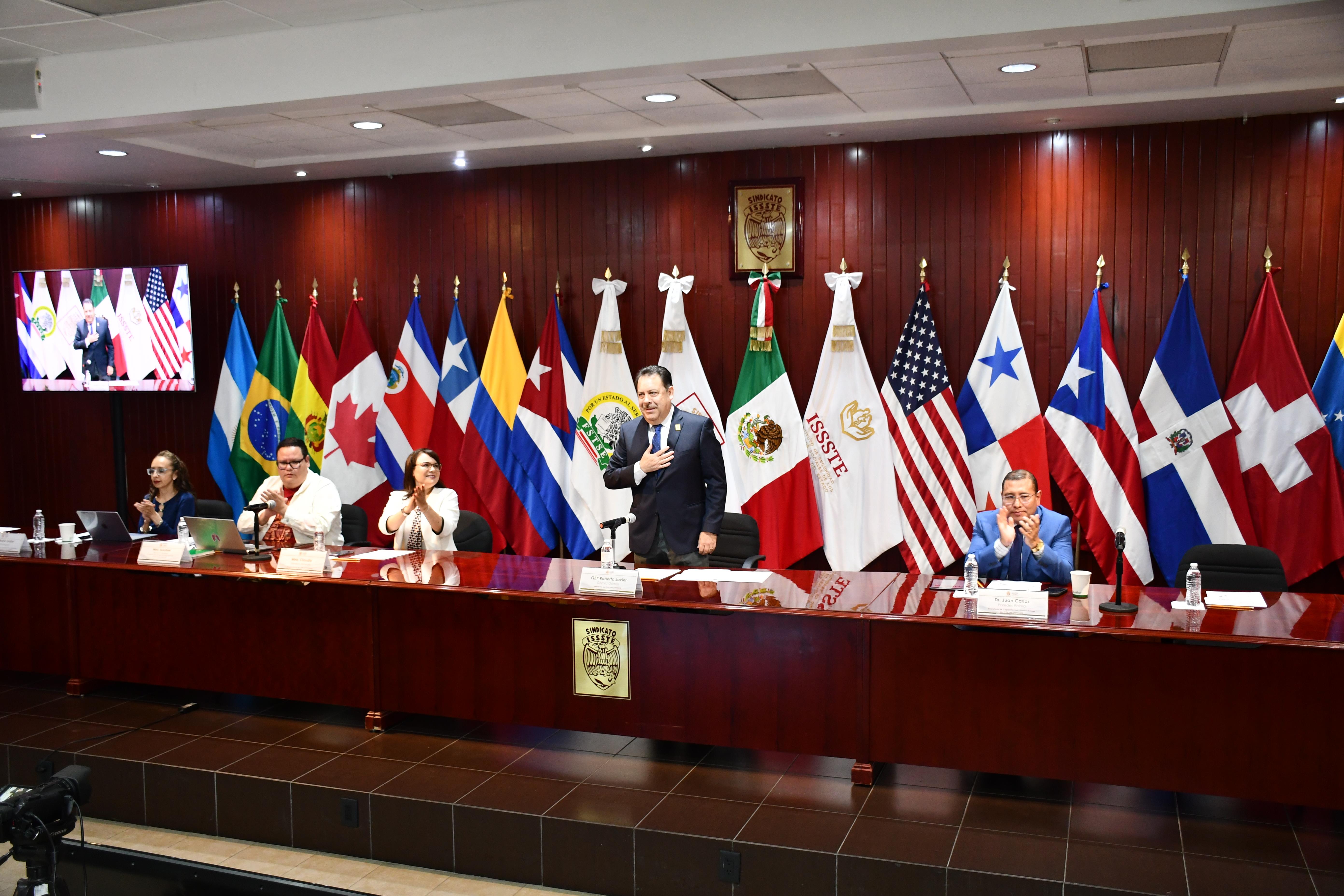 1er Diplomado de "Administración y Docencia en los Servicios de Enfermería"
